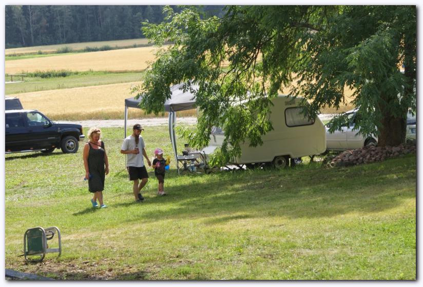 802x537 pixels (98K)